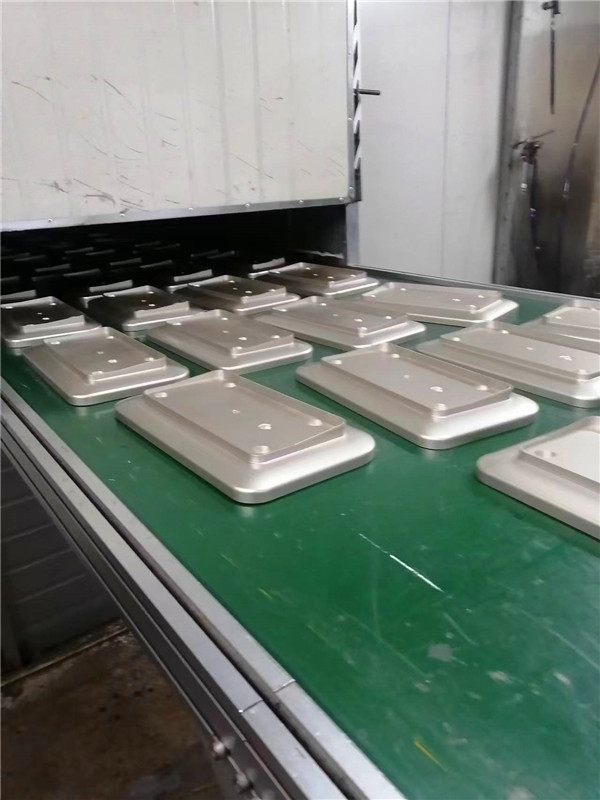 塑料件噴涂